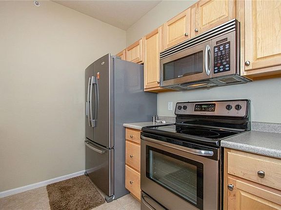 5th image of 6255 Beechtree Dr Unit 2306