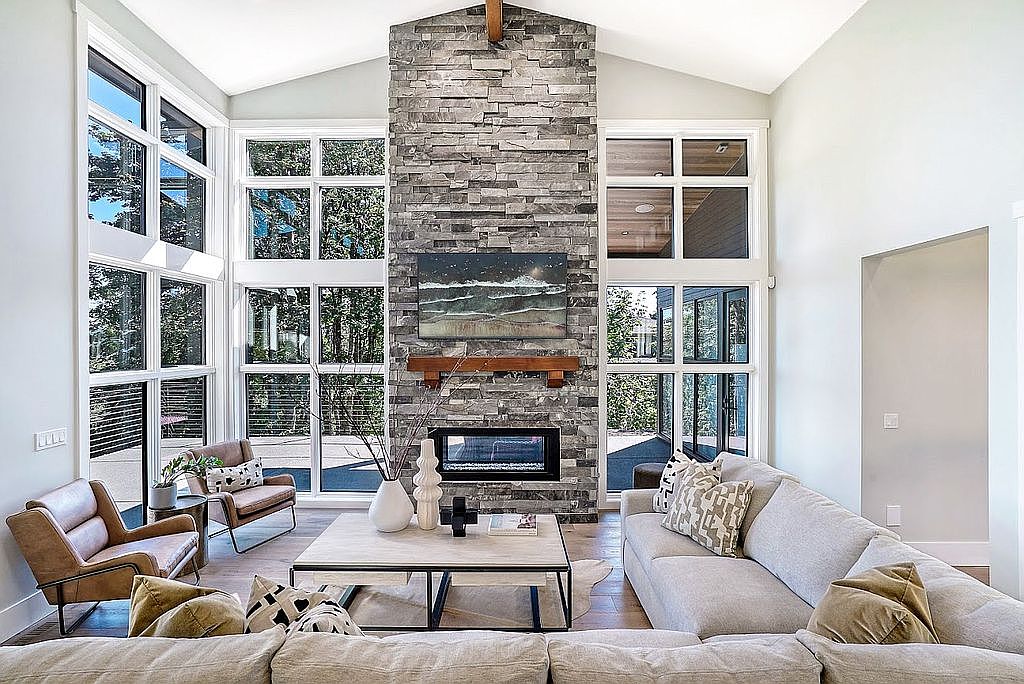 7373 Stinson Ave, Gig Harbor, WA 98335 | Zillow