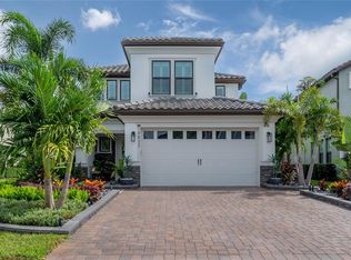 19533 Roseate Dr, Lutz, FL 33558