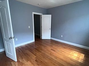 2nd image of 434-435 Avenue C #3