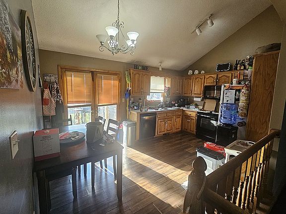 4th image of 8616 N Crawford Ave