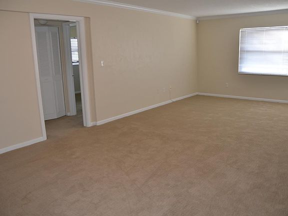 3rd image of 4533 Overlook Dr NE APT A