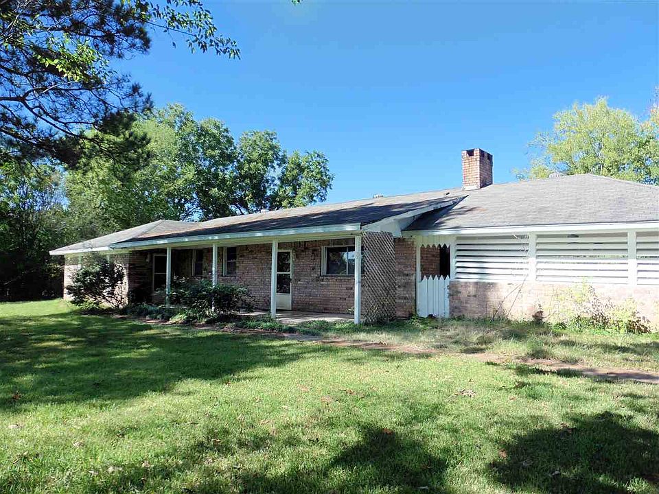 1st image of 200 Vlasek Dr