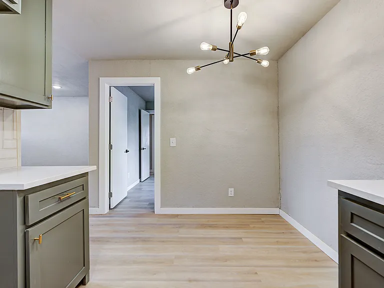 320 NW 86th St — Photo 7
