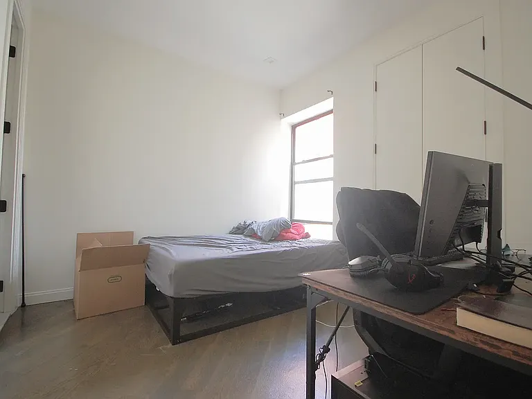 1321 Union St #3L — Photo 5