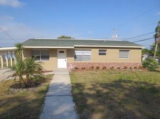 2214 119th St, Seminole, FL 33778