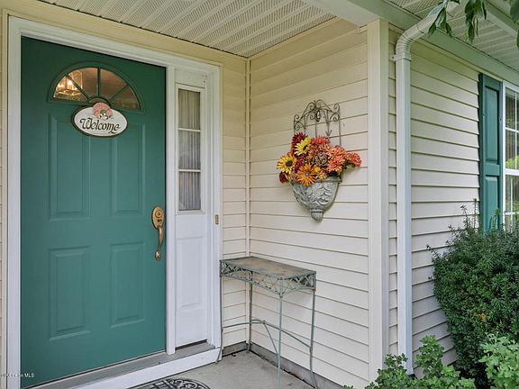 2nd image of 3511 Vicari Ave
