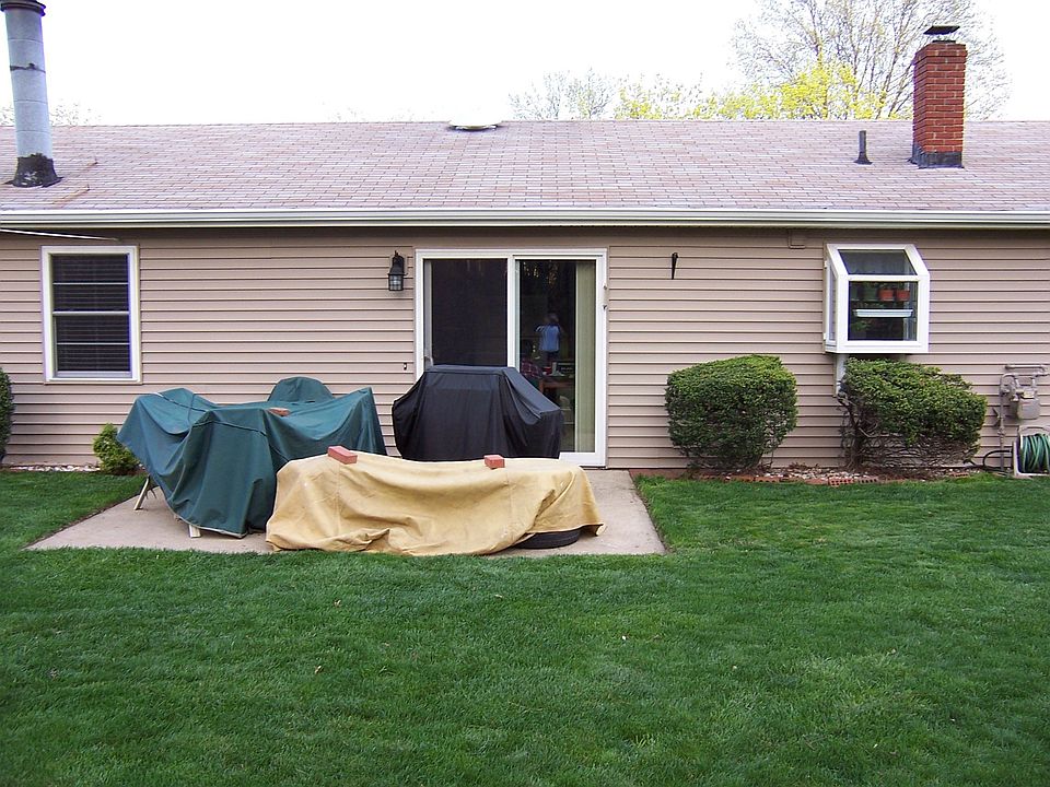 2nd image of 4 Brandywine Cir