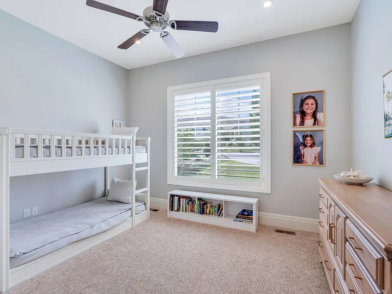 2872 E Sorrel Dr — Photo 33