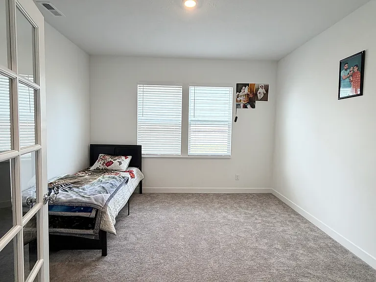1208 Taggart Way — Photo 8