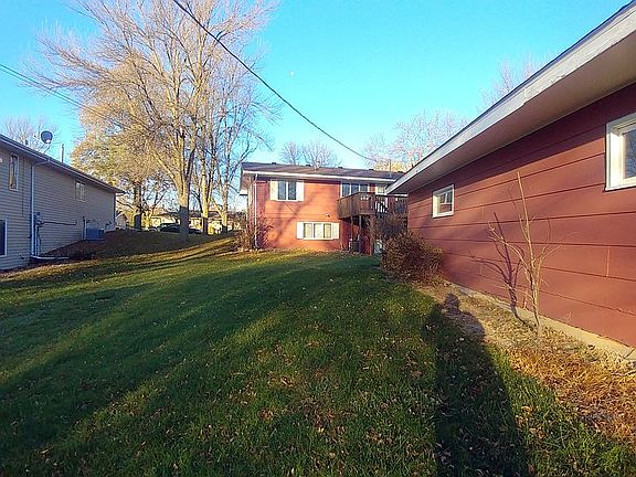 2nd image of 1618 Portland Ave #2