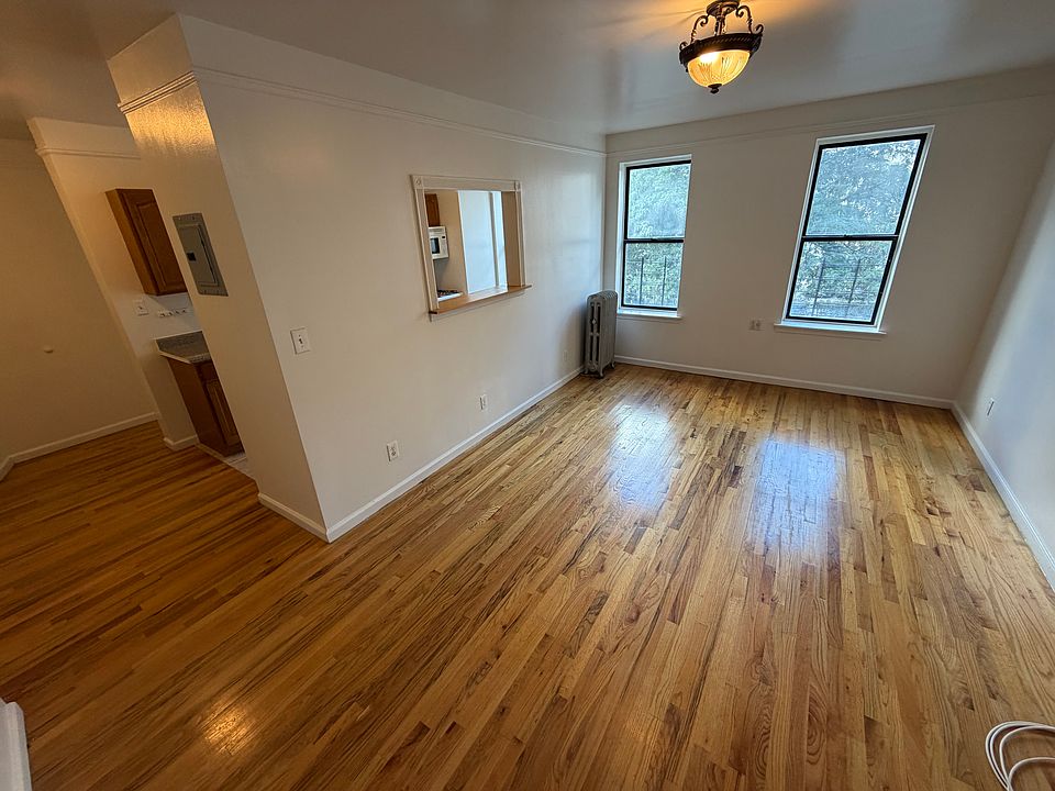 1st image of 49 Seaman Ave APT B6