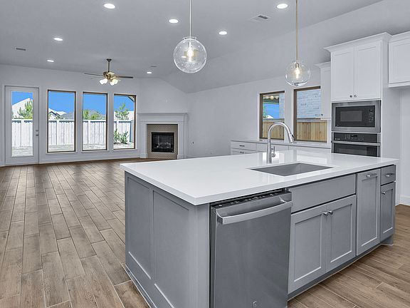 3rd image of 21014 Madera Valley Ln