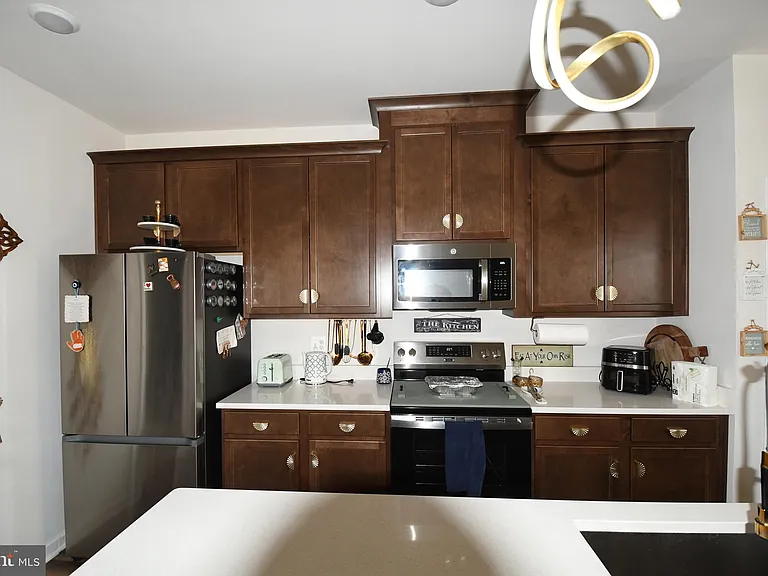 5937 Northwest Dr — Photo 9