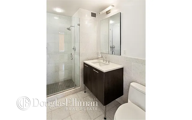 Sold by Douglas Elliman | media 22