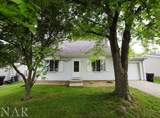 1702 Taft Dr, Normal, IL 61761