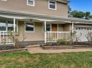 1530 Haddonfield Berlin Rd, Cherry Hill, NJ 08034