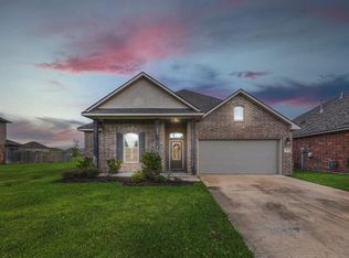324 Leawood Ave, Sulphur, LA 70665