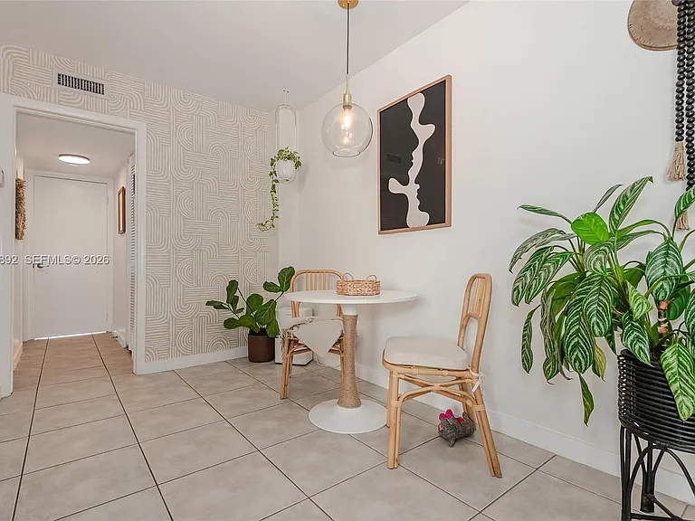 777 NE 62nd St #C302 — Photo 5