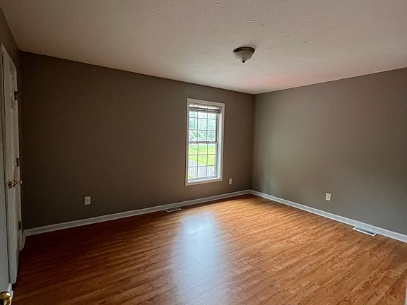 4th image of 360 High St