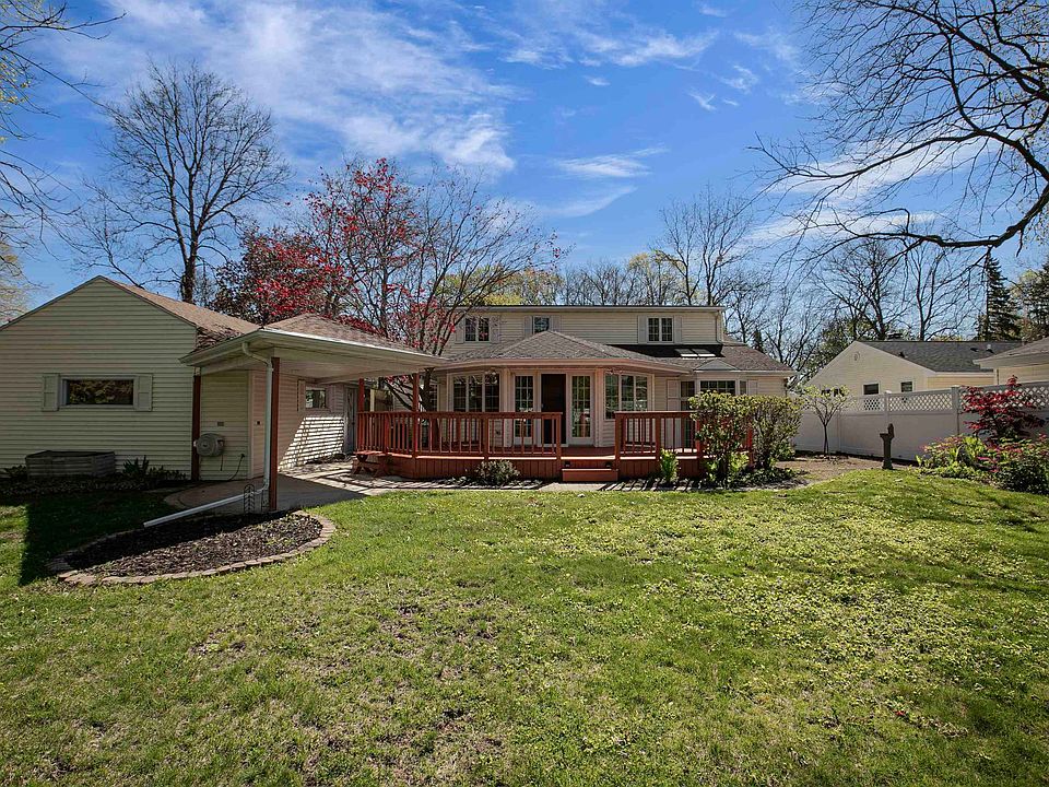 1st image of 2207 S Gladys Ave