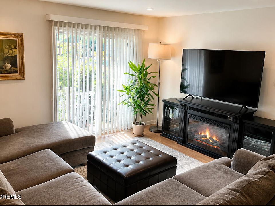 1st image of 102 Wedgewood Cir