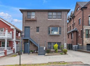 2049 49th St, Astoria, NY 11105