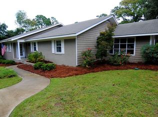 306 Pages Creek Dr, Wilmington, NC 28411