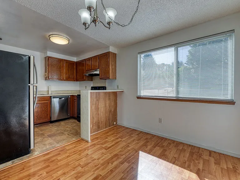 4924 Cottage Ln SE — Photo 8