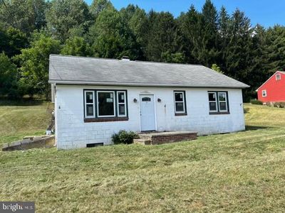 3264 Sticks Rd, Glen Rock, PA, 17327