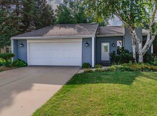 1308 Dianne Dr, Bloomington, IL