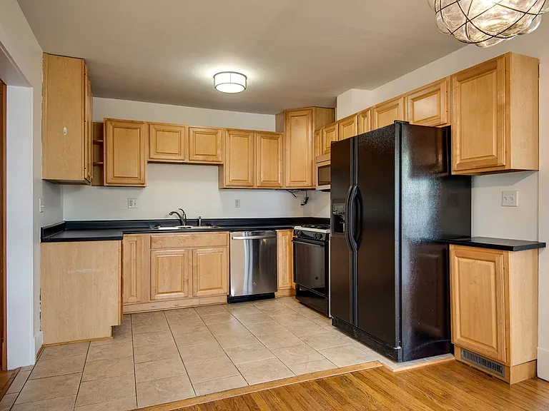 2716 Sharondale Ct — Photo 9