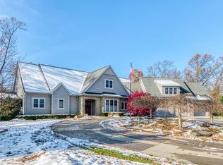 9211 Trafalgar Dr SE, Alto, MI 49302