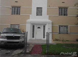 911 NW 1st St APT 3, Miami, FL 33128
