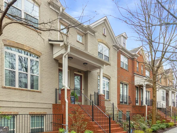 457 Alderwood St, Sandy Springs, GA 30328