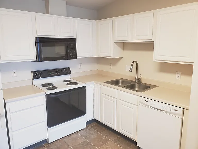 1230 Murray St NE #10 — Photo 7