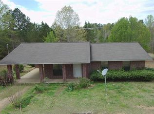 910 Rainey Rd, New Edinburg, AR 71660