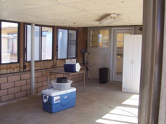 5th image of 8762 E Avenue J