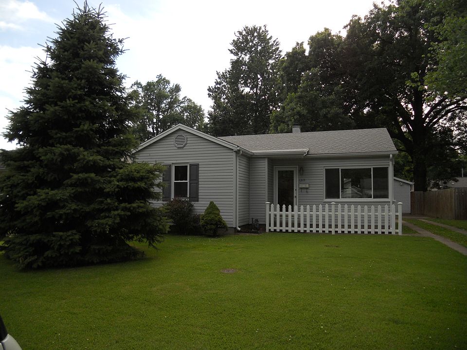 1st image of 1319 S Saint James Blvd
