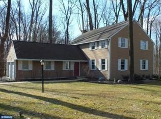 27 Hidden Ln, Doylestown, PA 18901