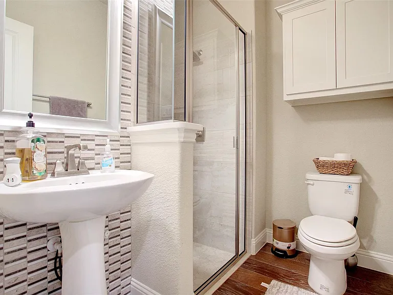 214 Heatherstone Dr — Photo 19