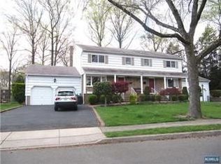 52 Forsythia Ln, Paramus, NJ 07652