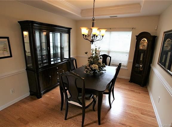 3rd image of 8218 Lynnewood Glen Dr