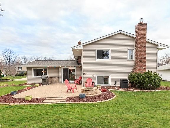 2nd image of 6331 Ramblewood Dr