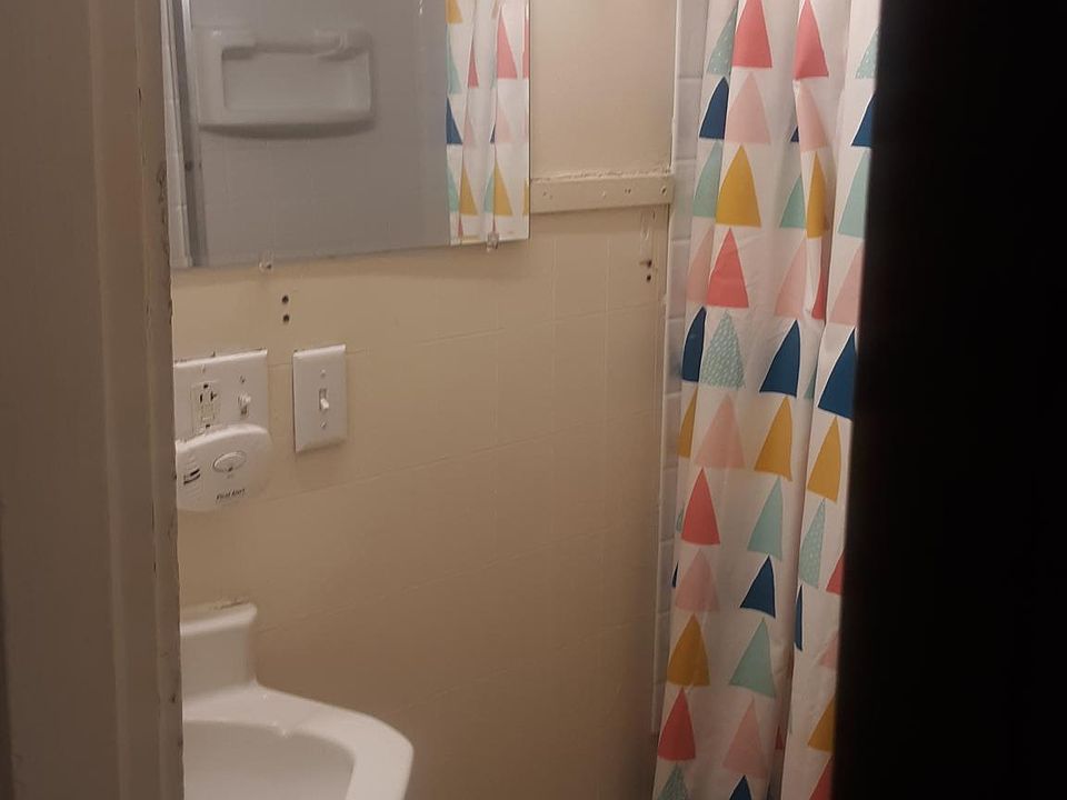 1st image of 517 Coleman Ave APT 2