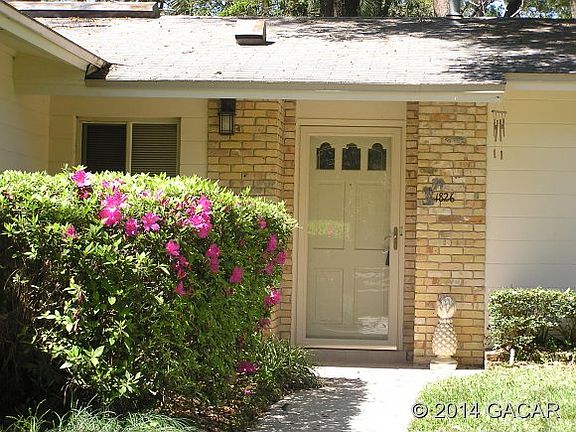 3rd image of 1826 NW 39th Dr