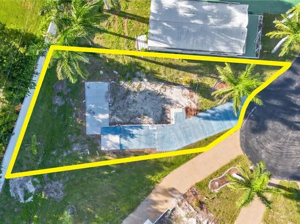 58 Poplar Pl, Fort Myers, FL 33908