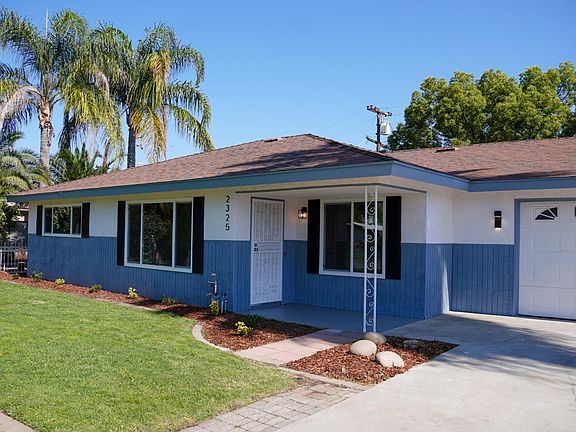3rd image of 2325 E Hampton Way