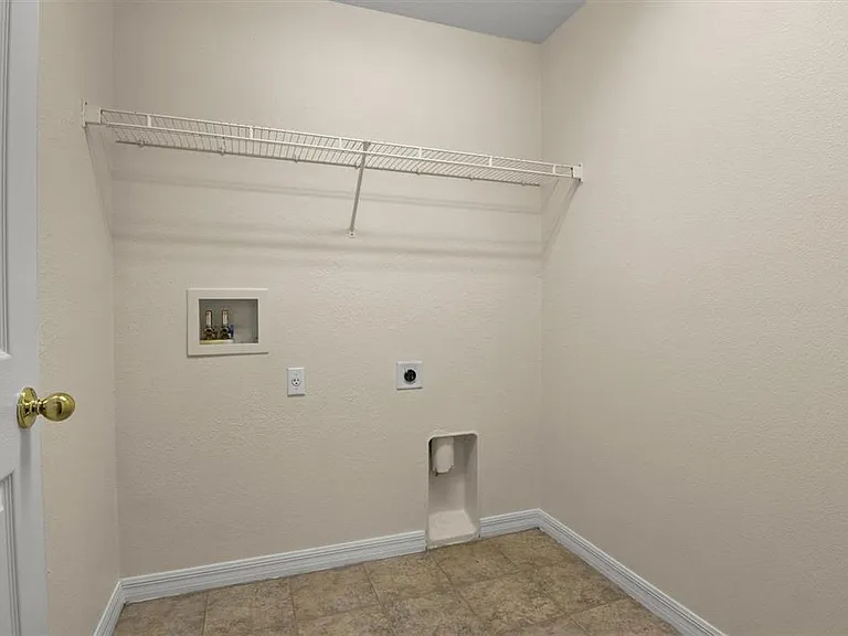 3132 Kearns Rd — Photo 18
