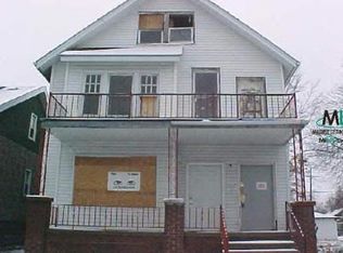 17259 Goddard St, Hamtramck, MI 48212